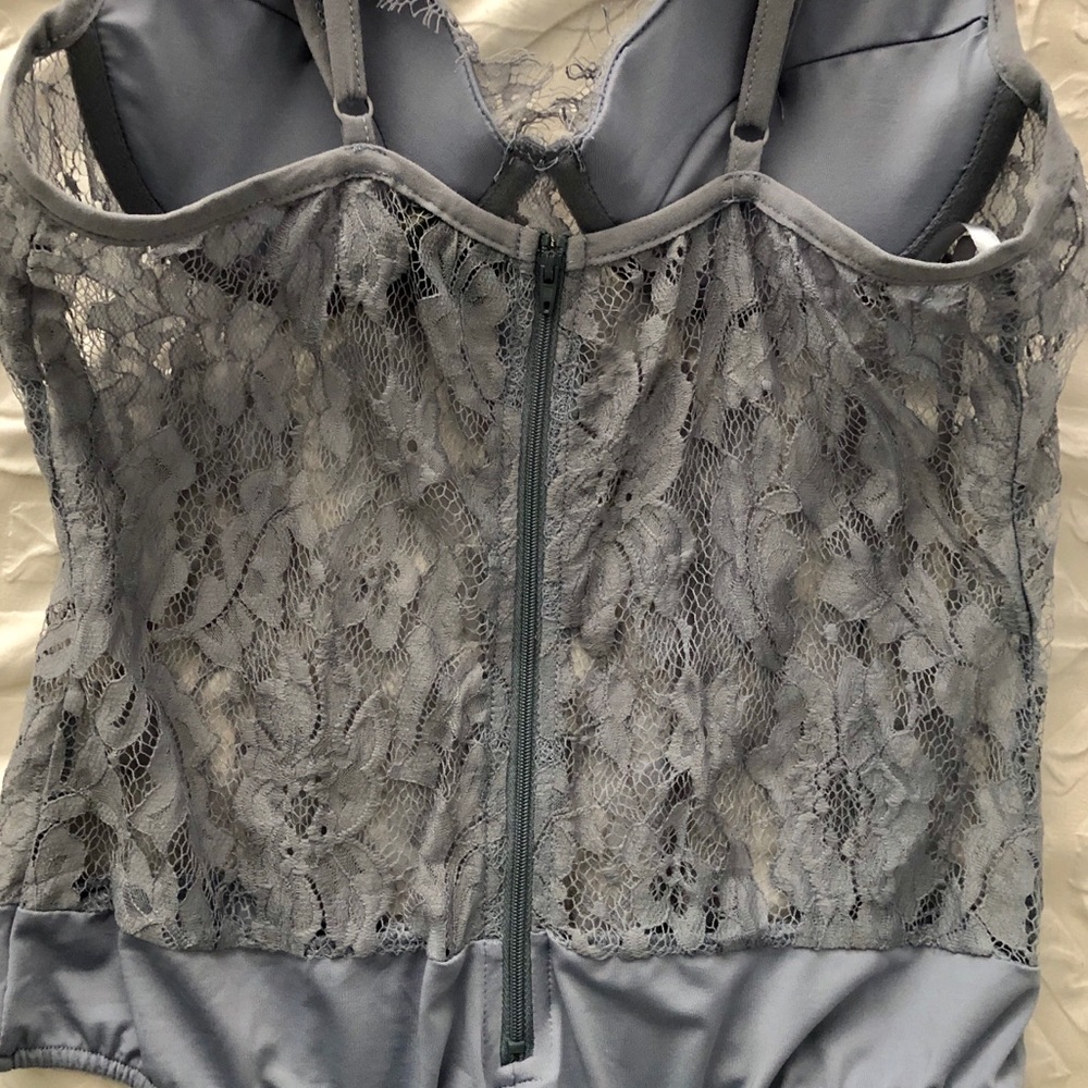 Bodysuit - Picture 3 of 4